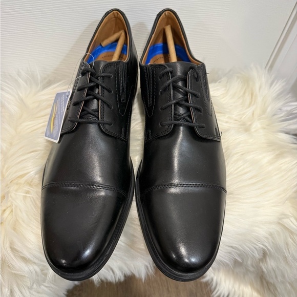 Clarks Collection Black Leather Cap Toe Extreme Comfort Oxfords Size 10M main image 11
